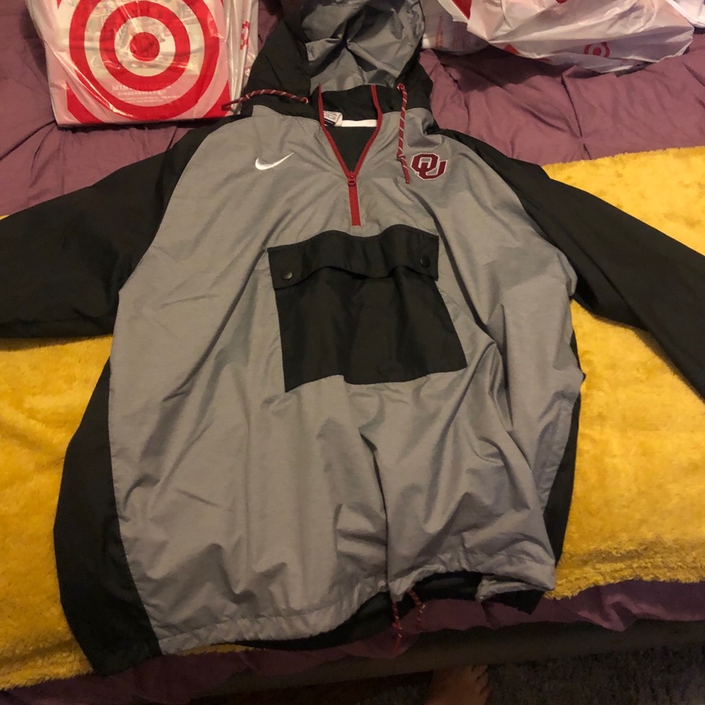 Men’s XXL Nike 1/4 zip rain jacket